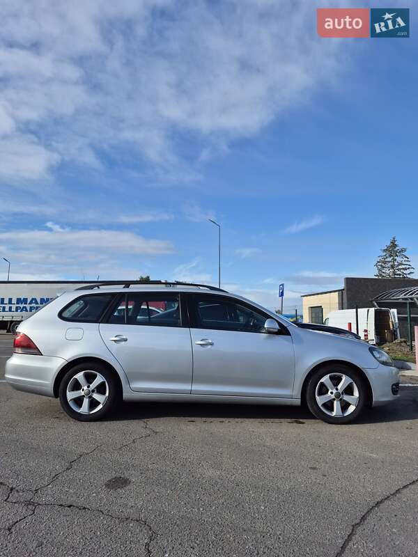 Універсал Volkswagen Golf 2009 в Вараші фото 2 Універсал Volkswagen Golf 2009 в Вараші