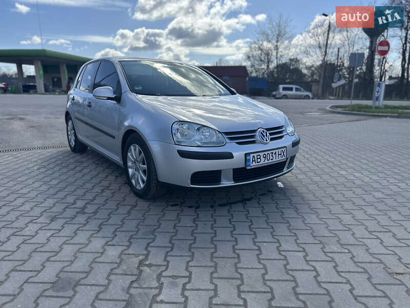 Volkswagen Golf 2005