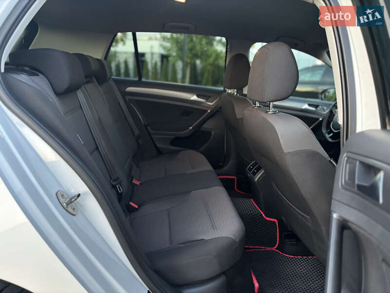 Хэтчбек Volkswagen Golf 2013 в Ужгороде фото 9 Хэтчбек Volkswagen Golf 2013 в Ужгороде