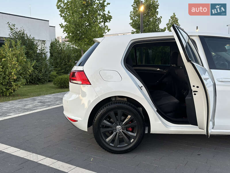 Хэтчбек Volkswagen Golf 2013 в Ужгороде фото 7 Хэтчбек Volkswagen Golf 2013 в Ужгороде