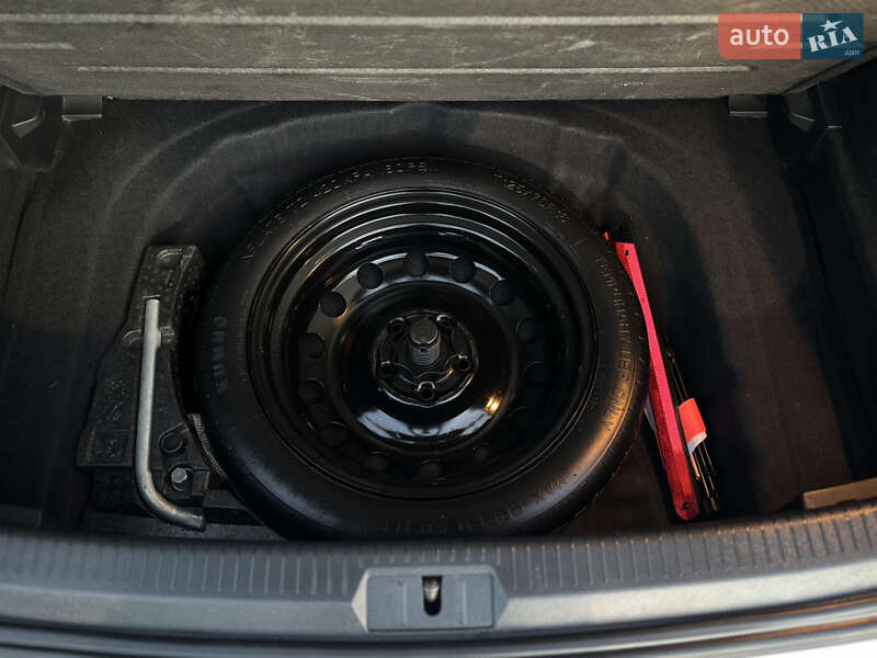 Хэтчбек Volkswagen Golf 2013 в Ужгороде фото 14 Хэтчбек Volkswagen Golf 2013 в Ужгороде