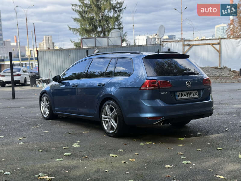 Универсал Volkswagen Golf 2015 в Киеве