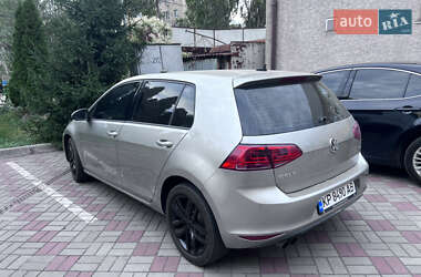 Хетчбек Volkswagen Golf 2014 в Запоріжжі