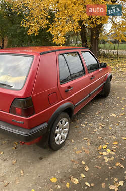 Хэтчбек Volkswagen Golf 1988 в  фото 4 Хэтчбек Volkswagen Golf 1988 в