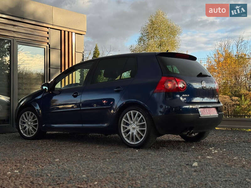 Хэтчбек Volkswagen Golf 2008 в Дрогобыче