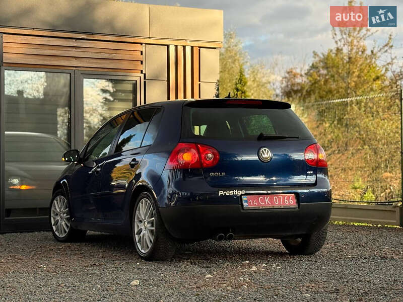Хэтчбек Volkswagen Golf 2008 в Дрогобыче