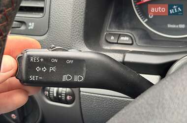 Хэтчбек Volkswagen Golf 2007 в 