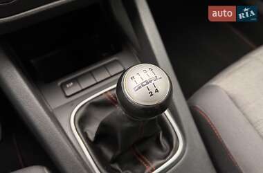 Хэтчбек Volkswagen Golf 2007 в 