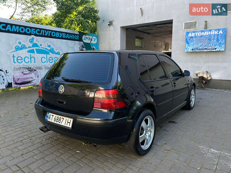 Хэтчбек Volkswagen Golf 2000 в Львове
