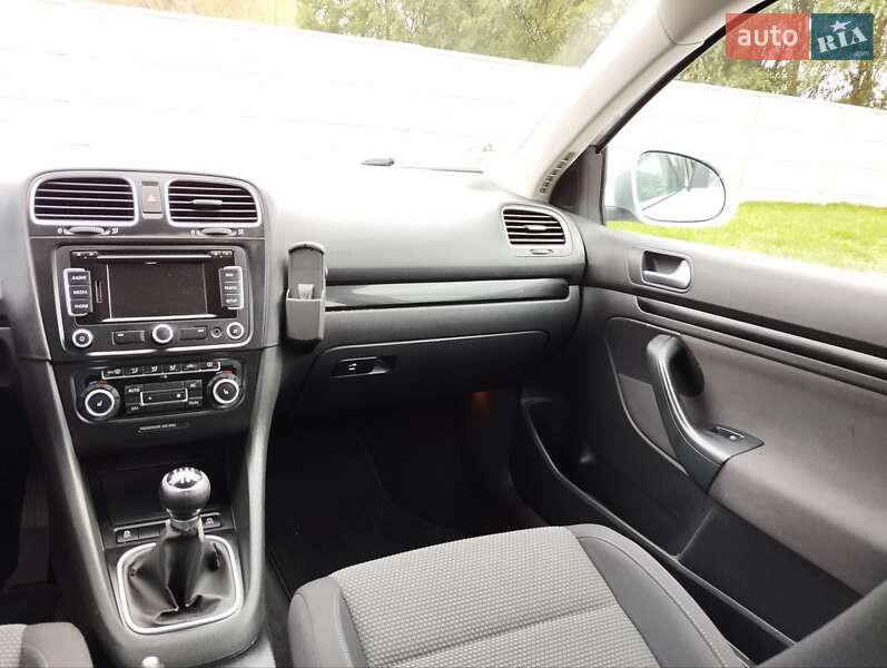 Универсал Volkswagen Golf 2011 в Луцке фото 27 Универсал Volkswagen Golf 2011 в Луцке