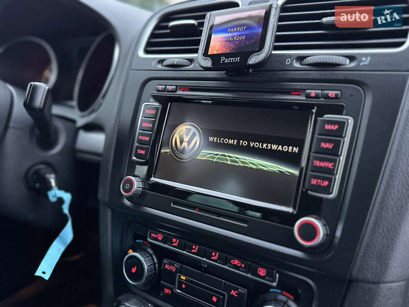 Хетчбек Volkswagen Golf 2010 в Дрогобичі