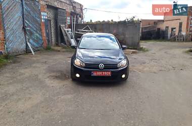 Хэтчбек Volkswagen Golf 2010 в Луцке