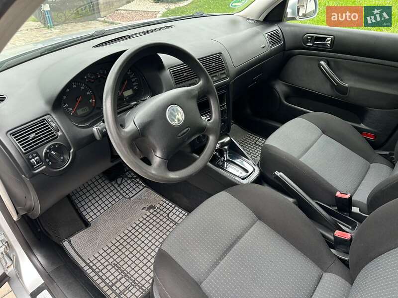Универсал Volkswagen Golf 2003 в Бучаче фото 19 Универсал Volkswagen Golf 2003 в Бучаче