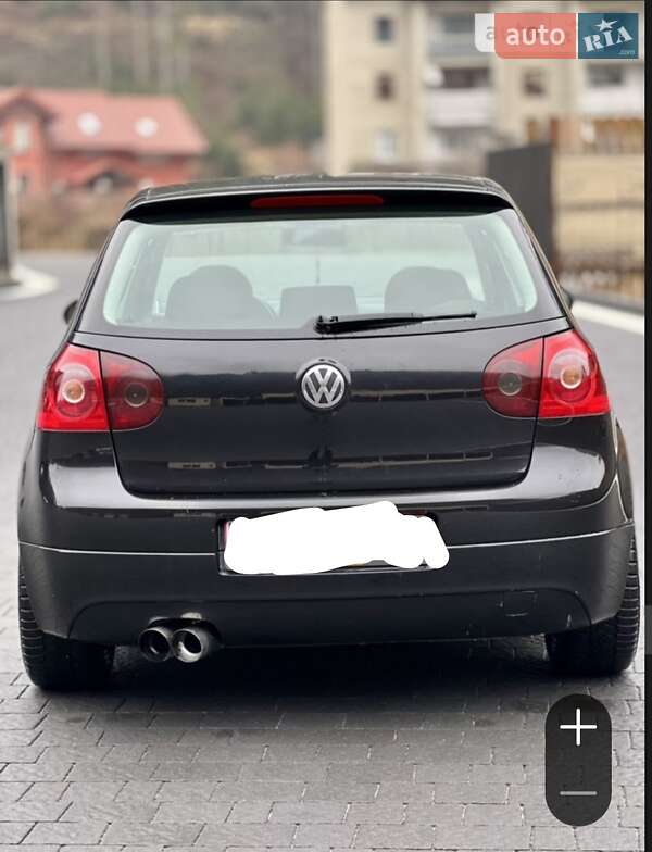 Хэтчбек Volkswagen Golf 2003 в Межгорье фото 4 Хэтчбек Volkswagen Golf 2003 в Межгорье