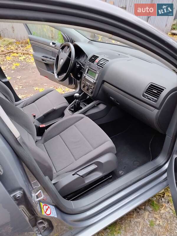 Хэтчбек Volkswagen Golf 2006 в Киеве фото 7 Хэтчбек Volkswagen Golf 2006 в Киеве
