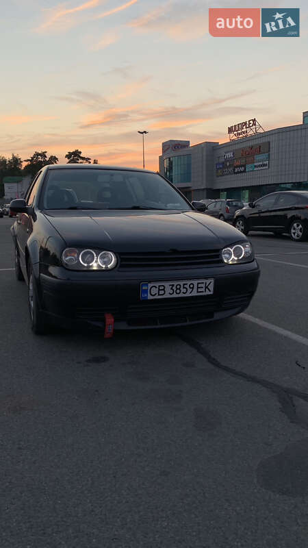 Хэтчбек Volkswagen Golf 2000 в Чернигове фото 2 Хэтчбек Volkswagen Golf 2000 в Чернигове