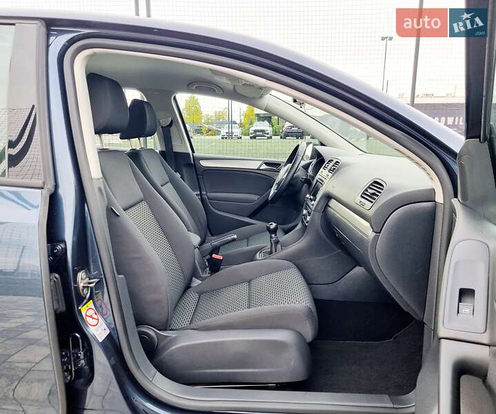 Хэтчбек Volkswagen Golf 2009 в Мукачево фото 107 Хэтчбек Volkswagen Golf 2009 в Мукачево