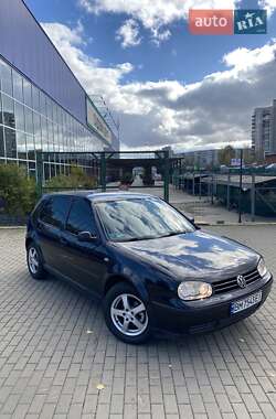 Хетчбек Volkswagen Golf 2000 в Сумах
