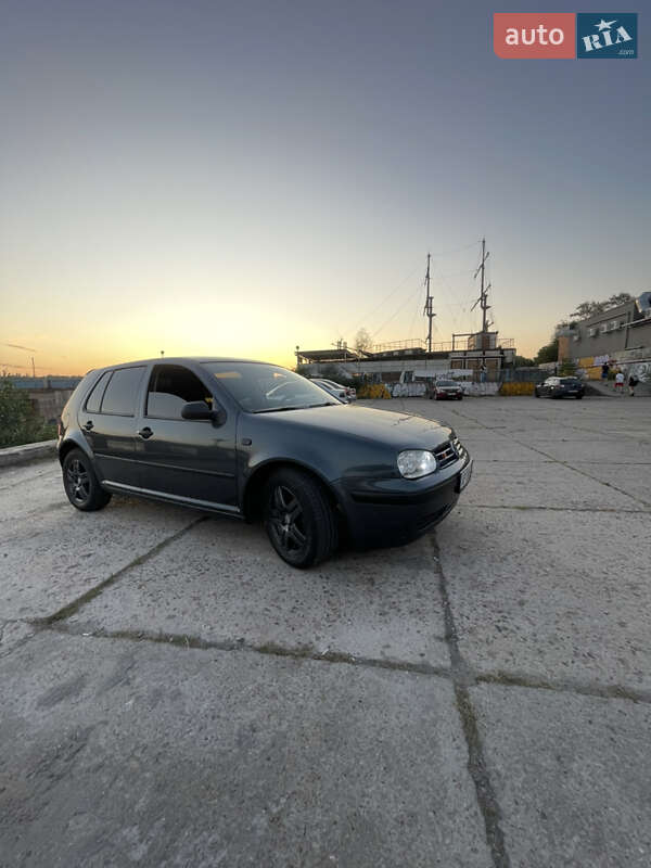 Хэтчбек Volkswagen Golf 1998 в Запорожье фото 11 Хэтчбек Volkswagen Golf 1998 в Запорожье
