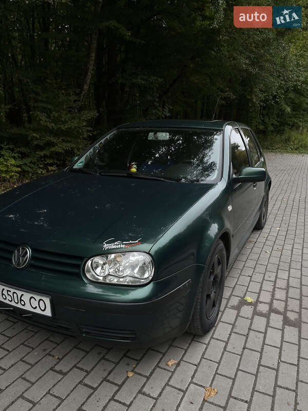 Volkswagen Golf 2001