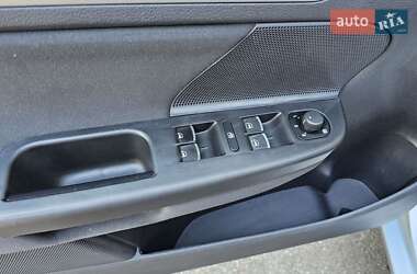 Универсал Volkswagen Golf 2011 в 