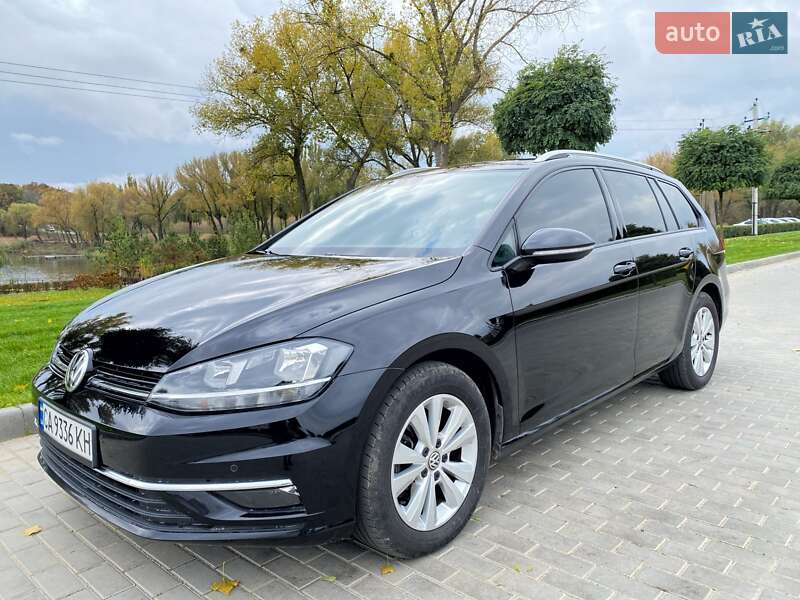 Универсал Volkswagen Golf 2018 в Умани
