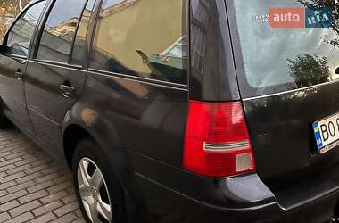Универсал Volkswagen Golf 2003 в  фото 16 Универсал Volkswagen Golf 2003 в