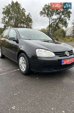 Хетчбек Volkswagen Golf 2006 в Луцьку