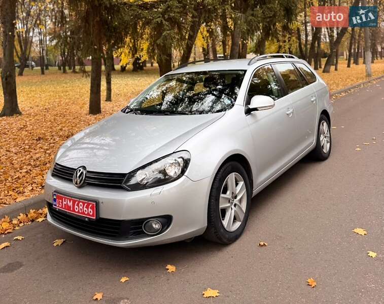 Универсал Volkswagen Golf 2009 в Сумах