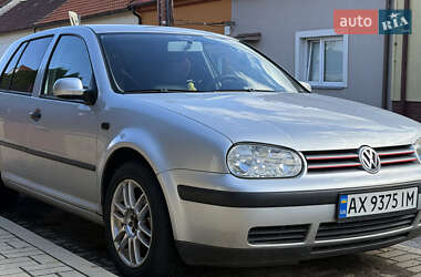 Хэтчбек Volkswagen Golf 2002 в Харькове