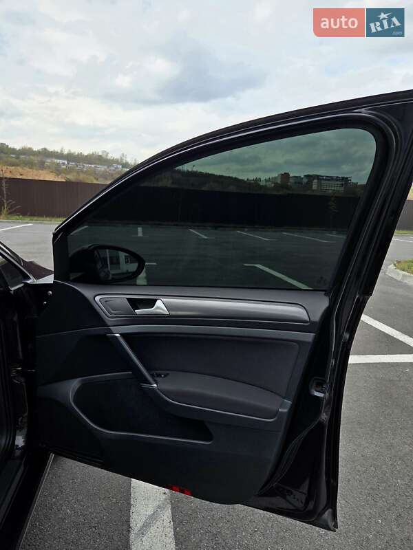 Универсал Volkswagen Golf 2018 в Харькове