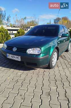 Хетчбек Volkswagen Golf 2000 в Коломиї