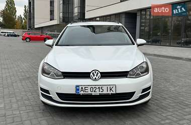 Универсал Volkswagen Golf 2015 в Днепре