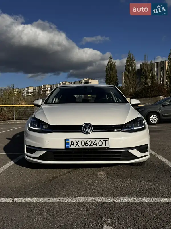 Volkswagen Golf 2020