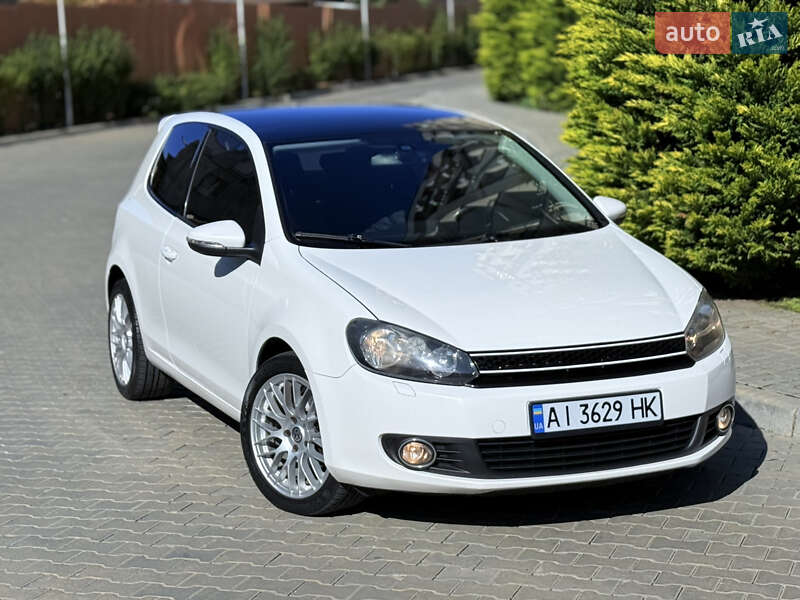 Хэтчбек Volkswagen Golf 2011 в Одессе