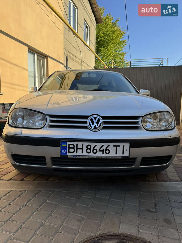 Volkswagen Golf 2000 Volkswagen Golf 2000
