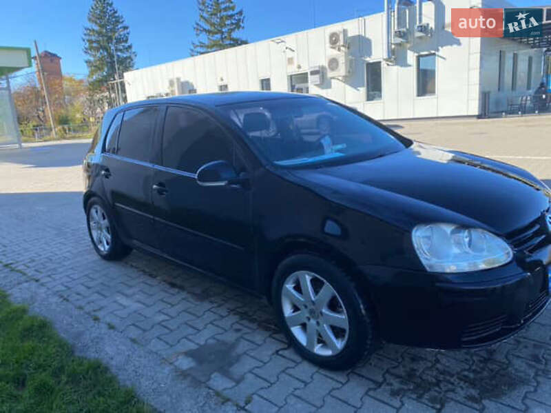 Хэтчбек Volkswagen Golf 2004 в Черновцах фото 3 Хэтчбек Volkswagen Golf 2004 в Черновцах