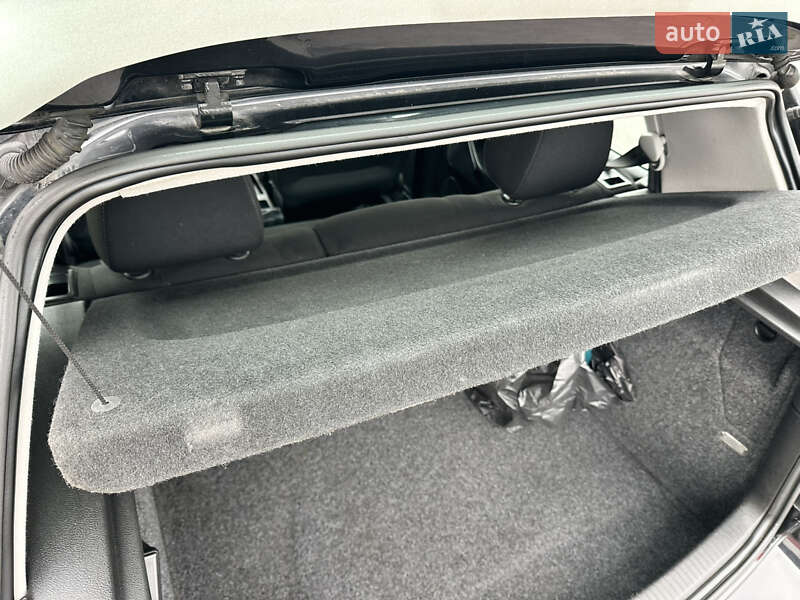 Хетчбек Volkswagen Golf 2003 в Вінниці