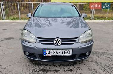 Хэтчбек Volkswagen Golf 2004 в Харькове