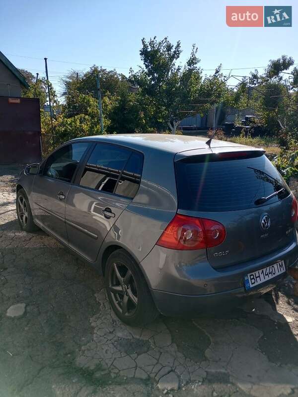 Хетчбек Volkswagen Golf 2006 в Одесі