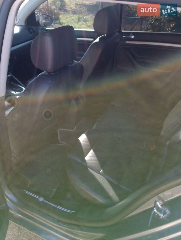 Хетчбек Volkswagen Golf 2006 в Одесі