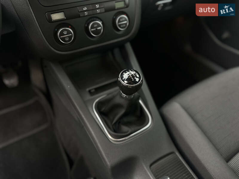 Хэтчбек Volkswagen Golf 2005 в Виннице фото 31 Хэтчбек Volkswagen Golf 2005 в Виннице