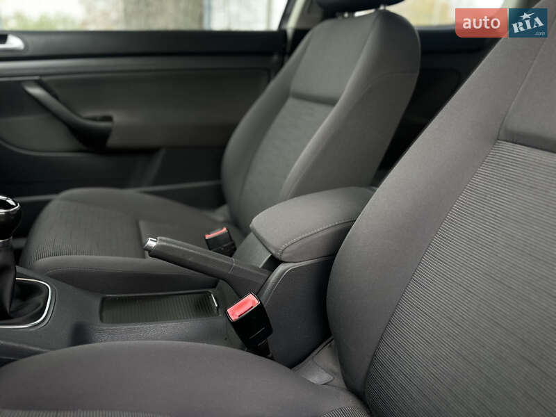 Хэтчбек Volkswagen Golf 2005 в Виннице фото 33 Хэтчбек Volkswagen Golf 2005 в Виннице