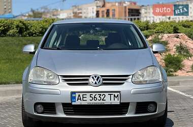 Хэтчбек Volkswagen Golf 2008 в 