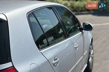 Хэтчбек Volkswagen Golf 2008 в 