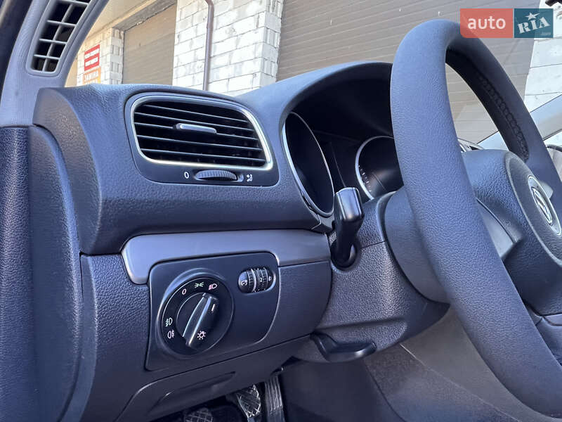 Універсал Volkswagen Golf 2010 в Луцьку фото 22 Універсал Volkswagen Golf 2010 в Луцьку