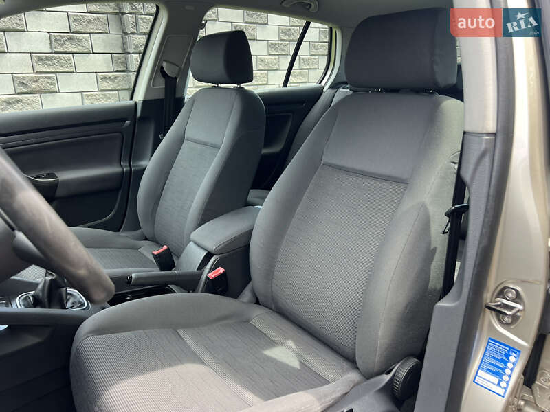 Хэтчбек Volkswagen Golf 2005 в Киеве фото 11 Хэтчбек Volkswagen Golf 2005 в Киеве
