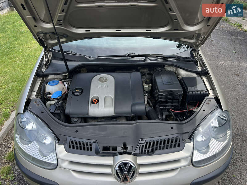 Хэтчбек Volkswagen Golf 2005 в Киеве фото 15 Хэтчбек Volkswagen Golf 2005 в Киеве