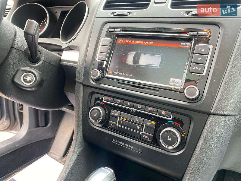 Універсал Volkswagen Golf 2011 в Вінниці