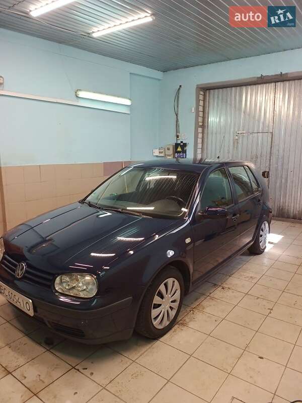 Универсал Volkswagen Golf 2002 в Житомире